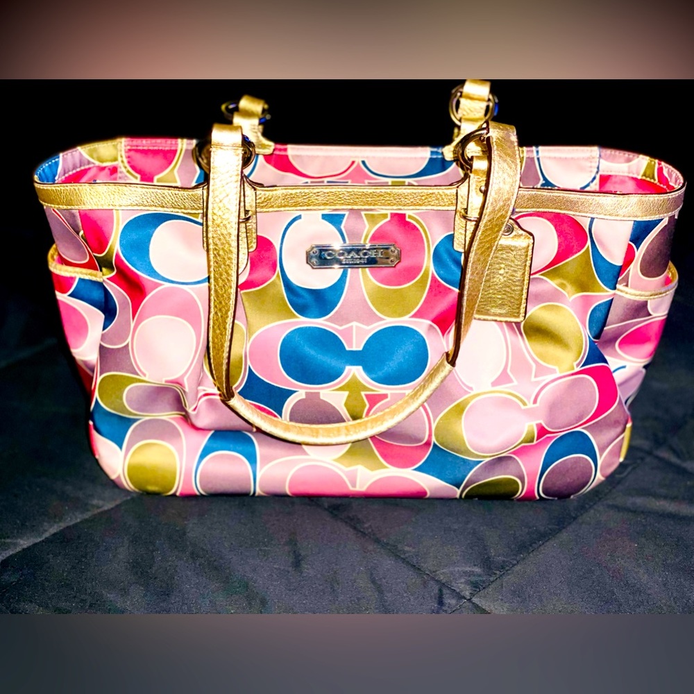 Women’s Coach Handbag Purse. Medium size. Multicolor gold/fuchsia/pink/blue